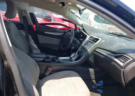 2016 Ford Fusion S из США, поврежденный, VIN 1FA6P0G70G5100692